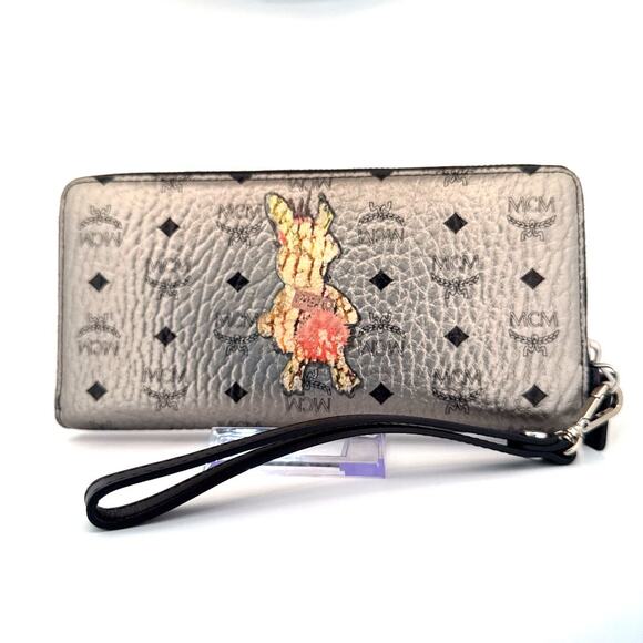 MCM Rabbit Visetos Wristlet Zip Wallet – Metallic Silver - Picture 1 of 4